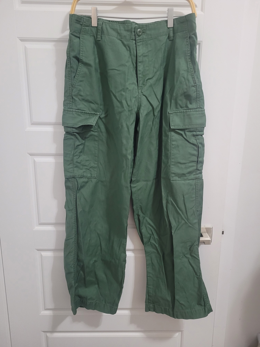 Uniqlo Olive Green Women's Cargo Pants